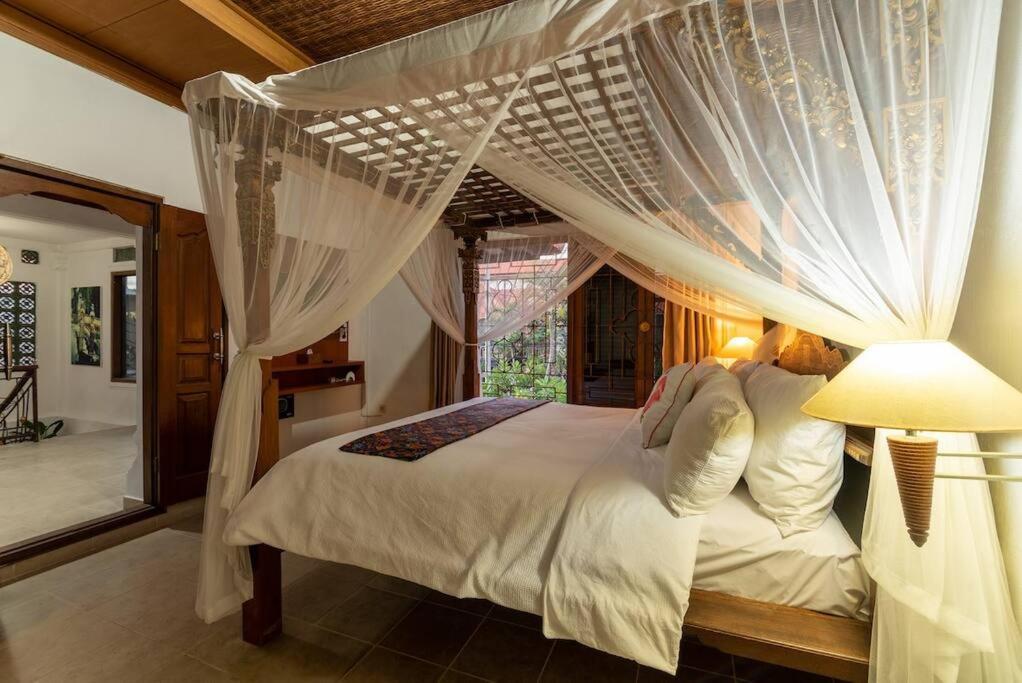 Damaris Bali Villa Seminyak (Bali)